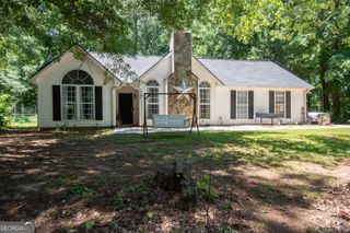 40 Four Oaks Drive, Newnan, GA 30263