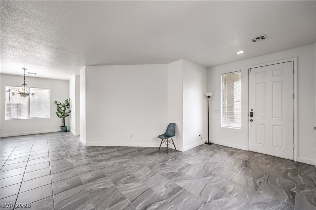 920 Gary Carmena Avenue, North Las Vegas, NV 89081 — photo 4