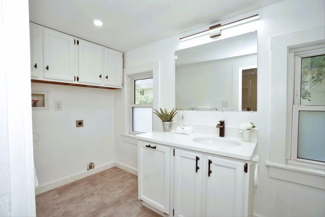 33 Noyes Street, Concord, NH 03301