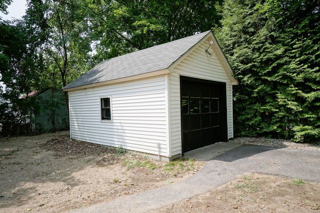 33 Noyes Street, Concord, NH 03301