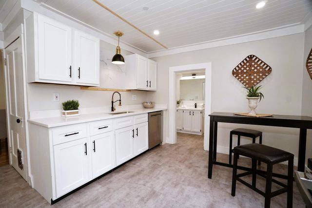 33 Noyes Street, Concord, NH 03301