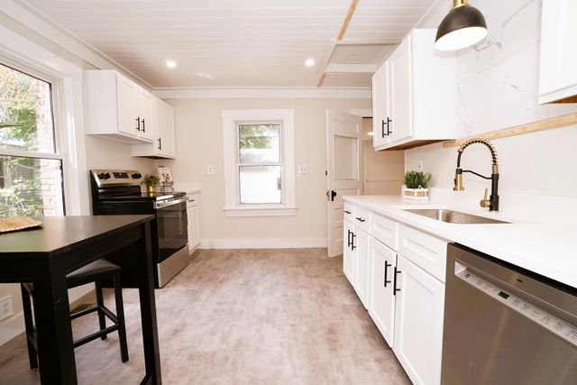33 Noyes Street, Concord, NH 03301