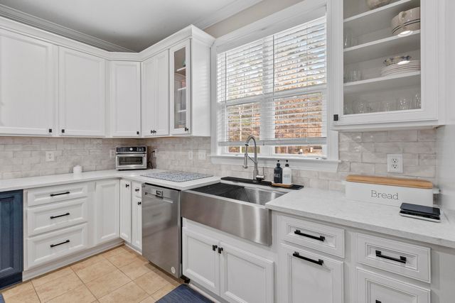 195 Bateaux Drive, Summerville, SC 29483