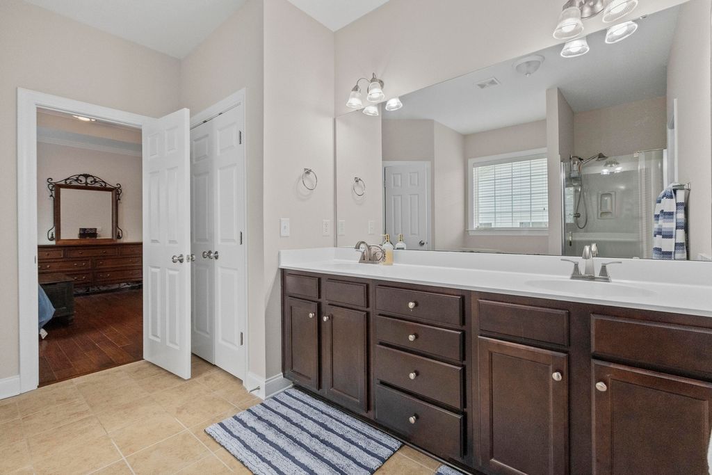 Image 26 of property listing at 195 Bateaux Drive, Summerville, SC 29483