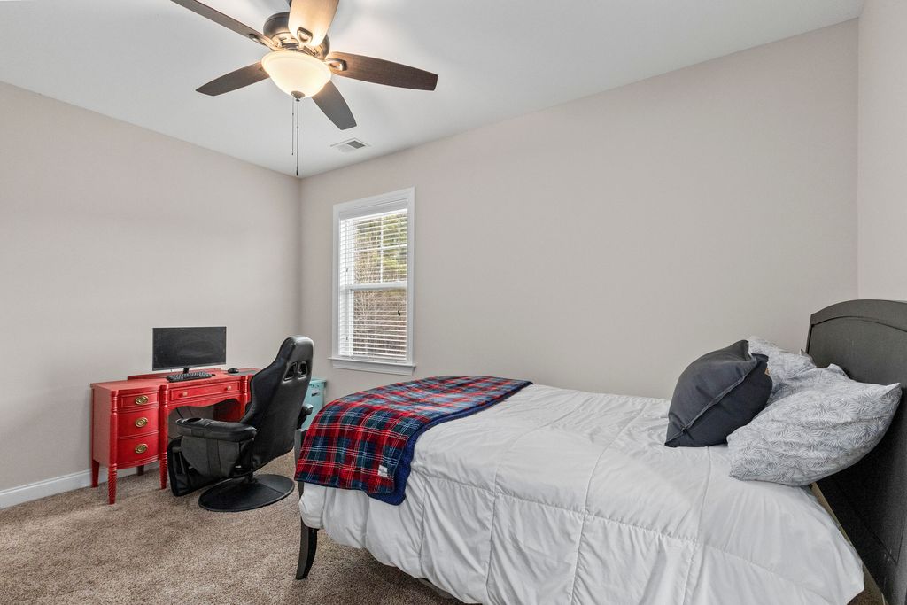 Image 32 of property listing at 195 Bateaux Drive, Summerville, SC 29483