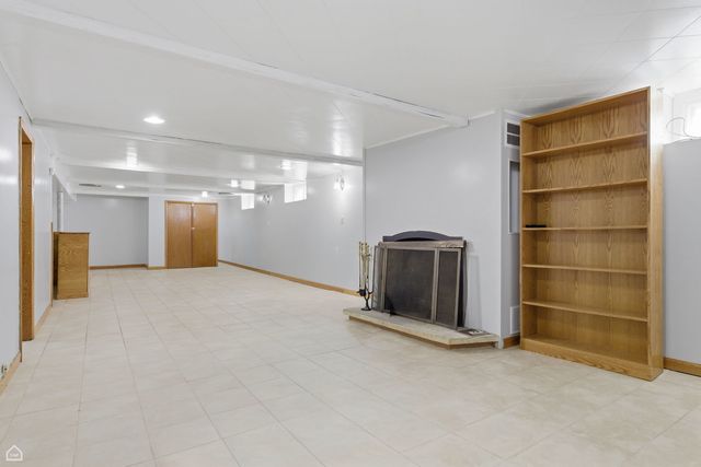 8547 W Winona Street, Chicago, IL 60656