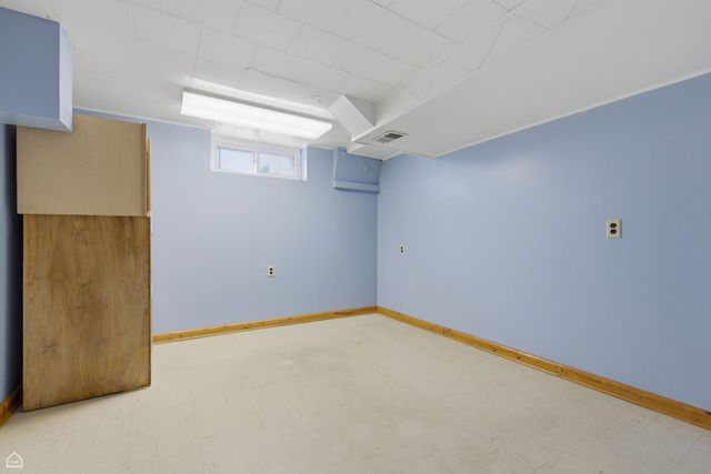 8547 W Winona Street, Chicago, IL 60656