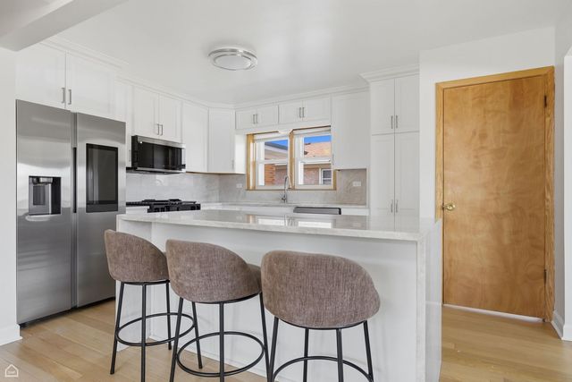 8547 W Winona Street, Chicago, IL 60656