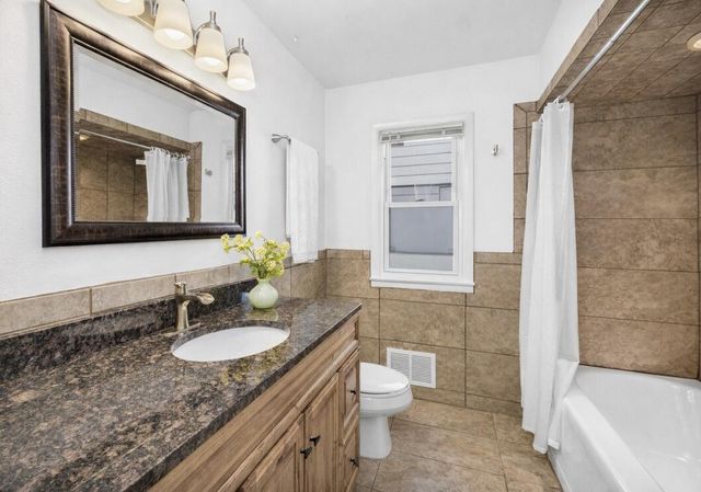 4421 N 80th STREET, Milwaukee, WI 53218