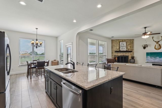 430 Solo Ridge Drive, Waxahachie, TX 75167