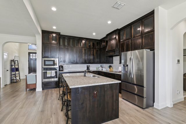 430 Solo Ridge Drive, Waxahachie, TX 75167