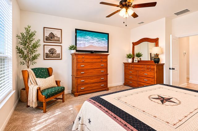 430 Solo Ridge Drive, Waxahachie, TX 75167