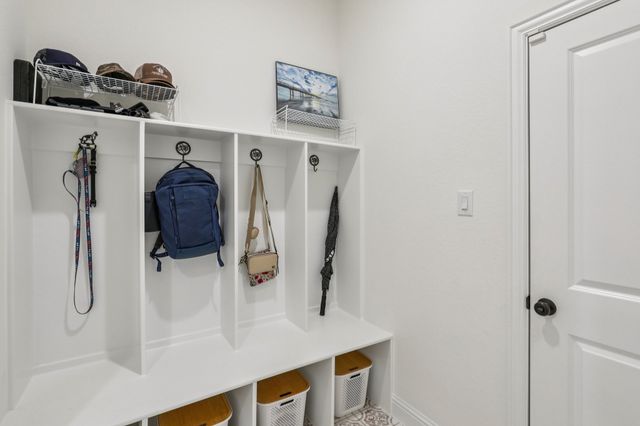 430 Solo Ridge Drive, Waxahachie, TX 75167