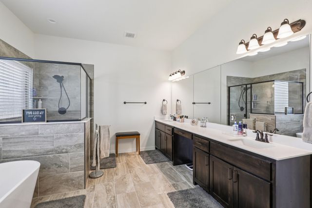 430 Solo Ridge Drive, Waxahachie, TX 75167