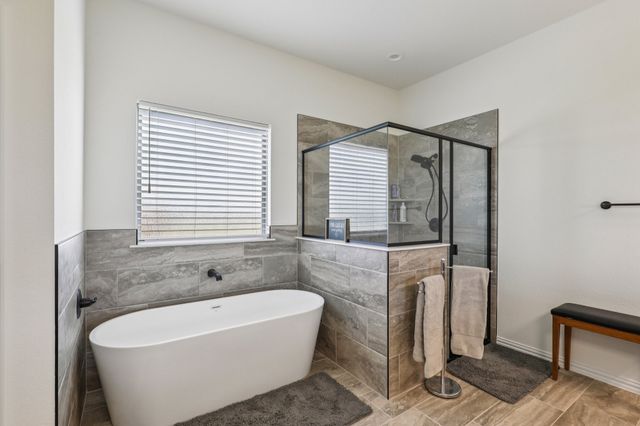 430 Solo Ridge Drive, Waxahachie, TX 75167