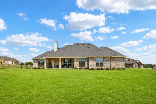 430 Solo Ridge Drive, Waxahachie, TX 75167
