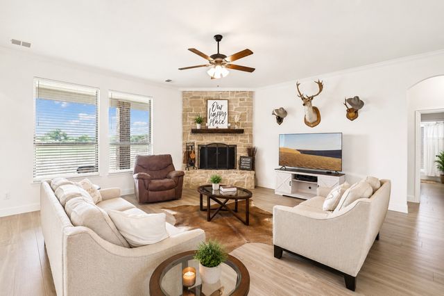 430 Solo Ridge Drive, Waxahachie, TX 75167