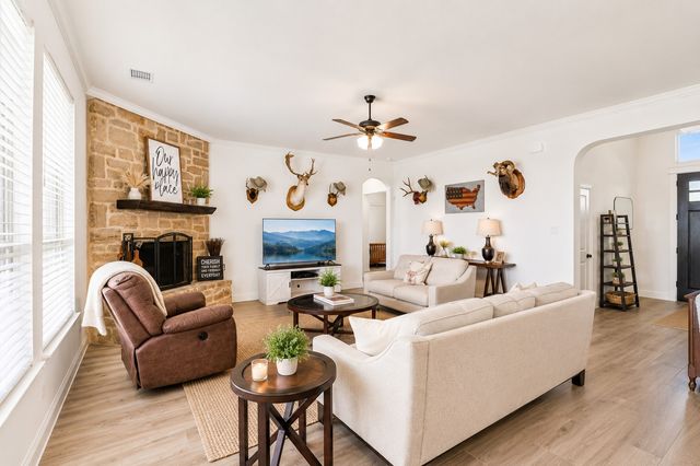 430 Solo Ridge Drive, Waxahachie, TX 75167
