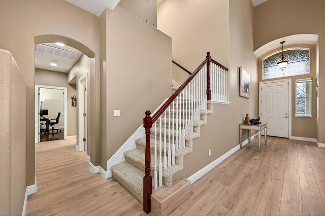 6406 Lobo Dr, Rancho Murieta, CA 95683