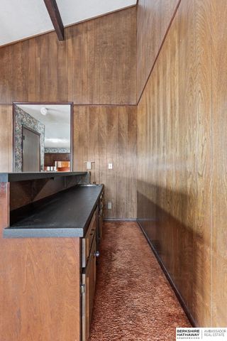 838 Hidden Hills Drive, Bellevue, NE 68005