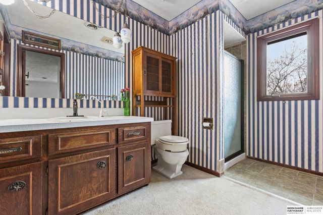 838 Hidden Hills Drive, Bellevue, NE 68005