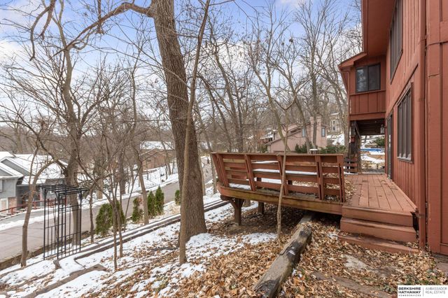 838 Hidden Hills Drive, Bellevue, NE 68005