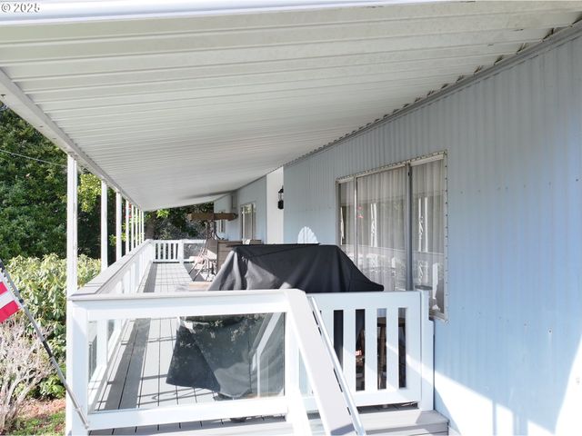 98171 TUTTLE Ln, Brookings, OR 97415