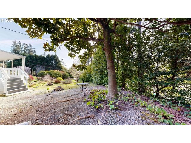 98171 TUTTLE Ln, Brookings, OR 97415