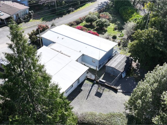 98171 TUTTLE Ln, Brookings, OR 97415