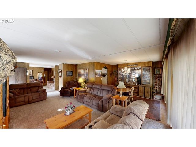 98171 TUTTLE Ln, Brookings, OR 97415