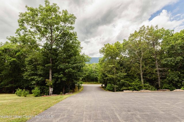 1180 Bogart Rd, Palenville, NY 12463