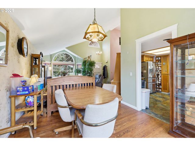 3749 Sw 6TH St, Gresham, OR 97030