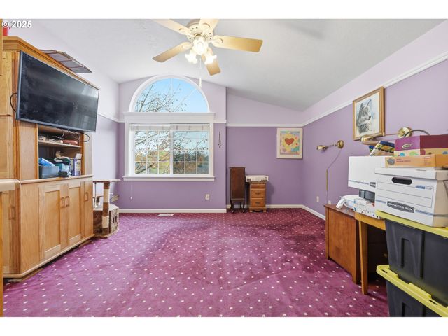 3749 Sw 6TH St, Gresham, OR 97030