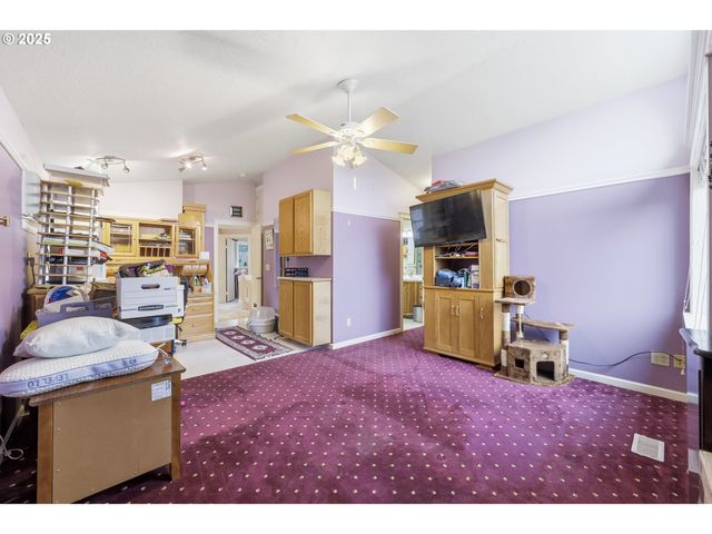 3749 Sw 6TH St, Gresham, OR 97030