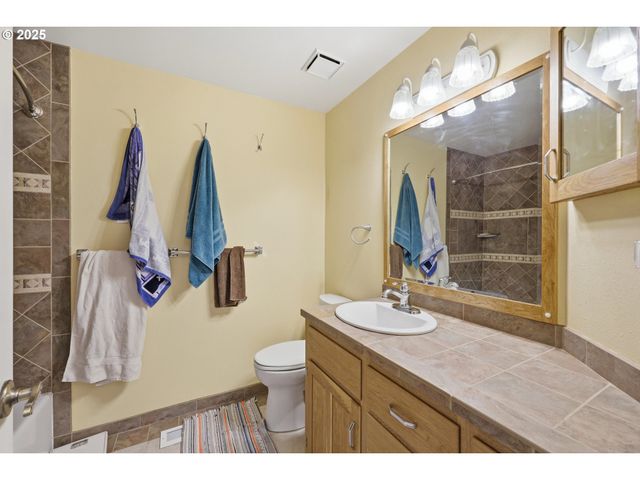 3749 Sw 6TH St, Gresham, OR 97030