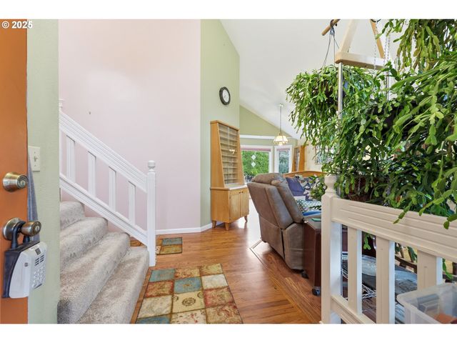 3749 Sw 6TH St, Gresham, OR 97030