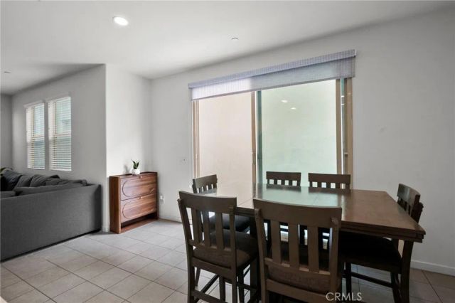16008 Jamie Lane 10, Fontana, CA 92336