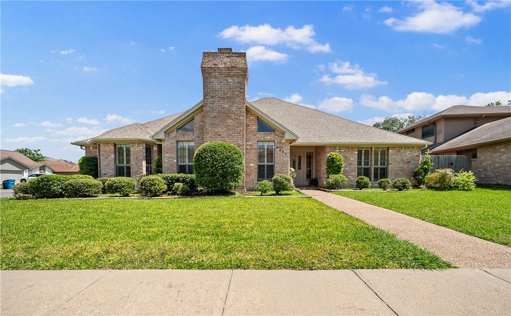 5321 Pheasant Cir, Corpus Christi, TX 78413 — exterior