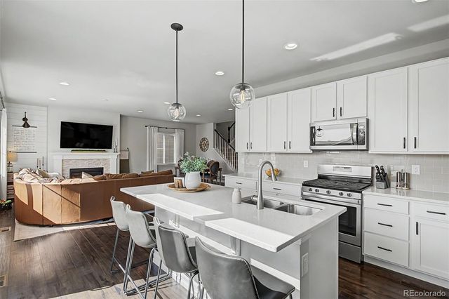7297 S Scottsburg Way, Aurora, CO 80016