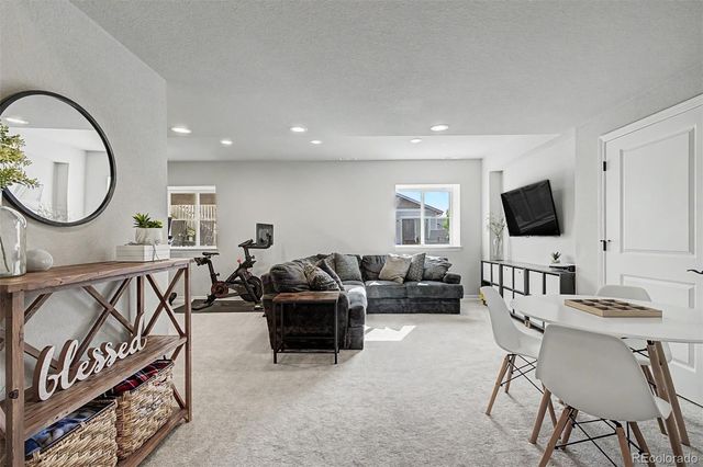 7297 S Scottsburg Way, Aurora, CO 80016