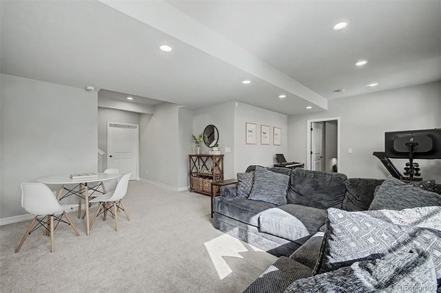 7297 S Scottsburg Way, Aurora, CO 80016