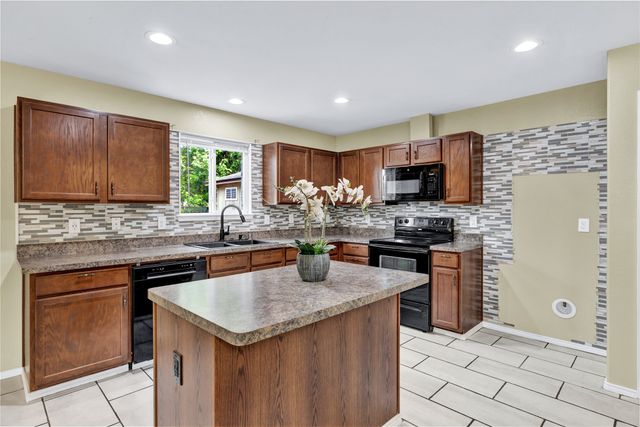 3200 Crofton Drive, Fort Worth, TX 76137