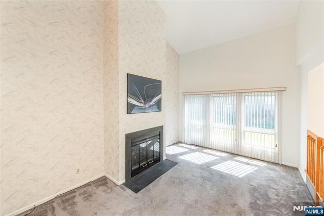 141 Wedgewood Drive 18, Woodland Park, NJ 07424