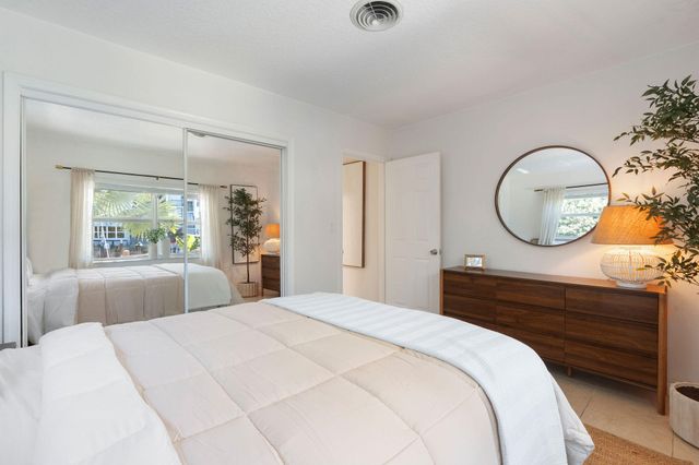 1850 SE 7th Street B, Pompano Beach, FL 33060