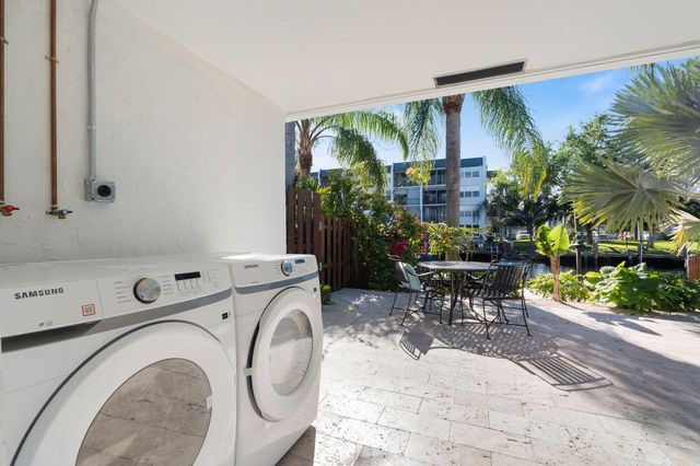 1850 SE 7th Street B, Pompano Beach, FL 33060