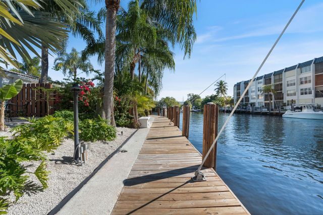 1850 SE 7th Street B, Pompano Beach, FL 33060
