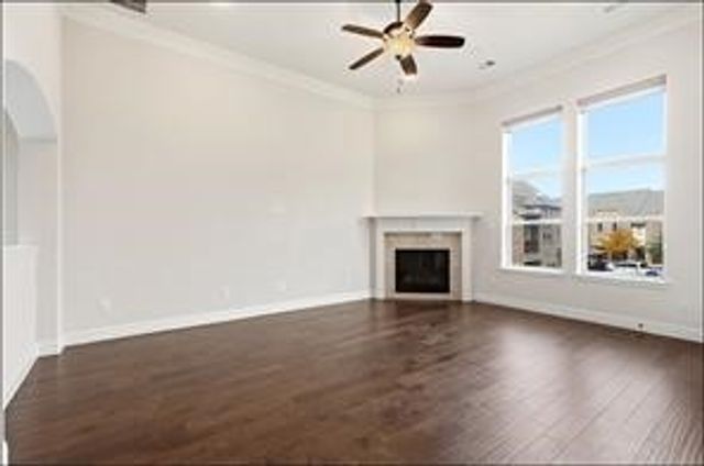 555 Waterloo Drive, Lewisville, TX 75067