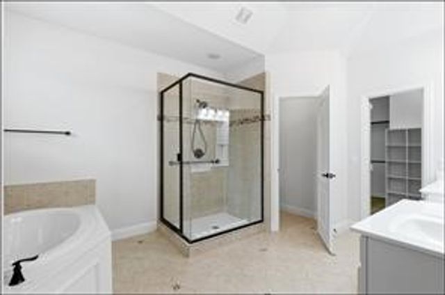 555 Waterloo Drive, Lewisville, TX 75067