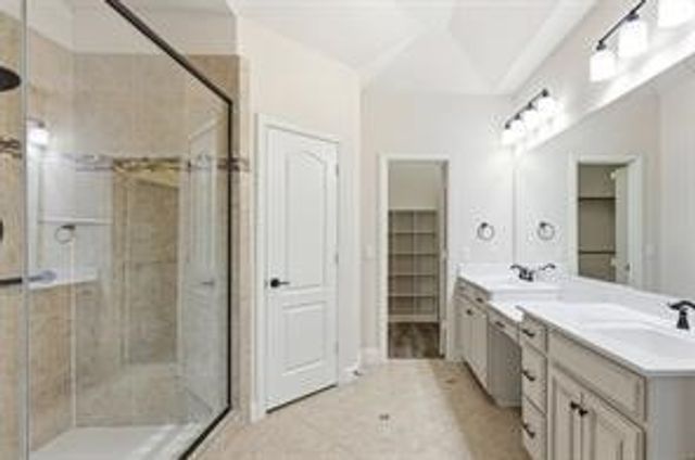 555 Waterloo Drive, Lewisville, TX 75067