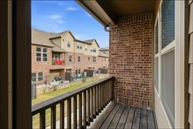 555 Waterloo Drive, Lewisville, TX 75067